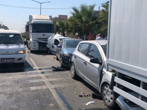 Turgutlu’da zincirleme kaza: 5 yaralı