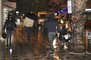 Turgutlu’da sağanak yağış etkili oldu