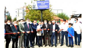 Turgutlu’da “Arnavut Zeynel Parkı” açıldı