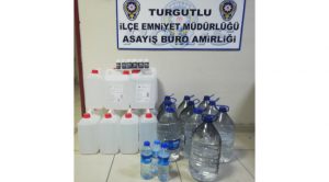 Turgutlu’da metruk binaya kaçak rakı operasyonu