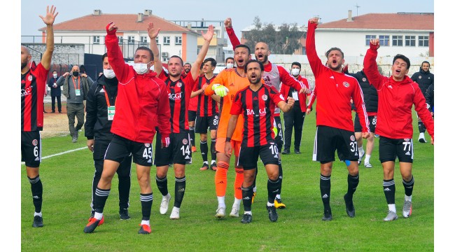 Turgutluspor Sakarya’dan 3 puanla döndü