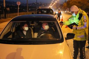 Hafta Sonu Turgutlu’da Sokağa Çıkma Yasağını İhlal Eden 232 Şahsa İdari Para Cezası Uyguladı