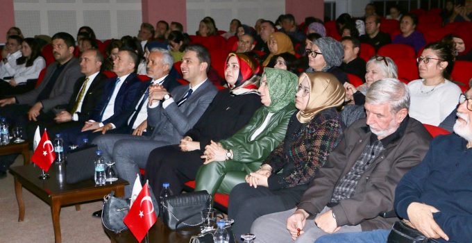 Saruhanlı’da “Bir Dize Bir Ezgi” Şiir ve Türkü Buluşması Gerçekleşti